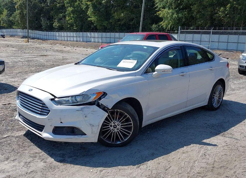 Photo 2 of 2016 Ford Fusion SE (VIN 3FA6P0HDXGR296836)