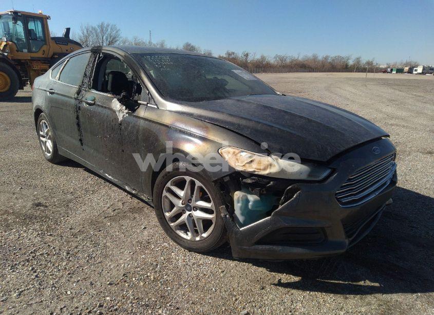 2016 Ford Fusion SE (VIN 3FA6P0HDXGR333108) main photo