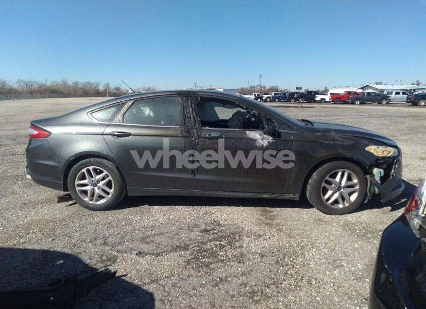 Photo 13 of 2016 Ford Fusion SE (VIN 3FA6P0HDXGR333108)
