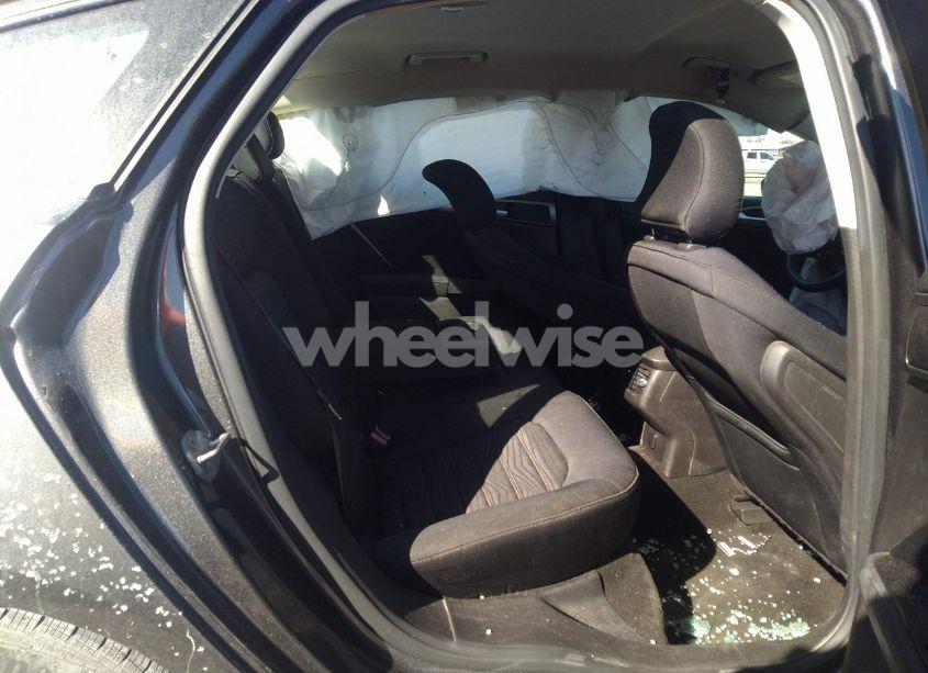 Photo 8 of 2016 Ford Fusion SE (VIN 3FA6P0HDXGR333108)