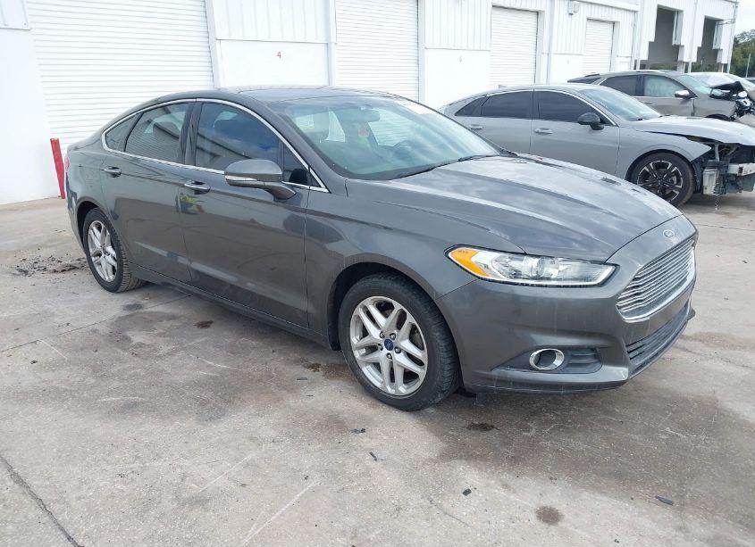 2016 Ford Fusion SE (VIN 3FA6P0HDXGR340074) main photo