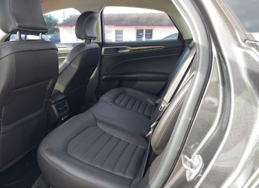 Photo 8 of 2016 Ford Fusion SE (VIN 3FA6P0HDXGR340074)