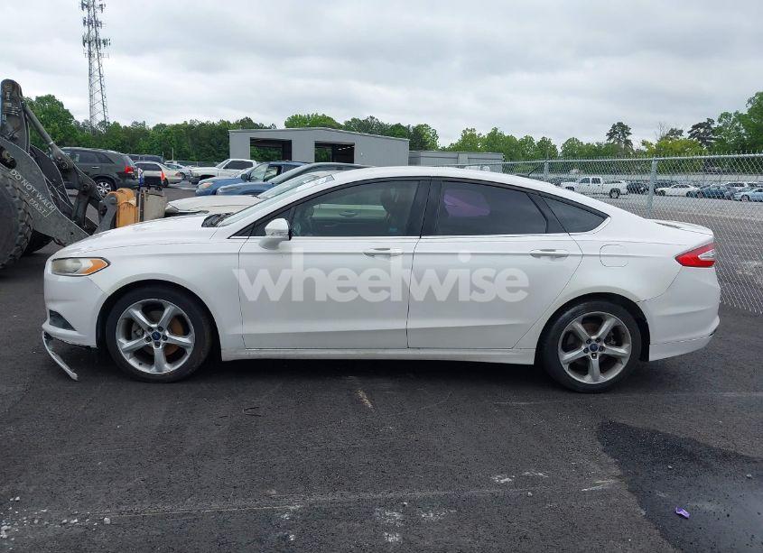 Photo 14 of 2016 Ford Fusion SE (VIN 3FA6P0HDXGR341001)