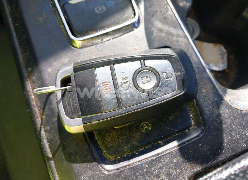 Photo 11 of 2017 Ford Fusion SE (VIN 3FA6P0HDXHR140152)