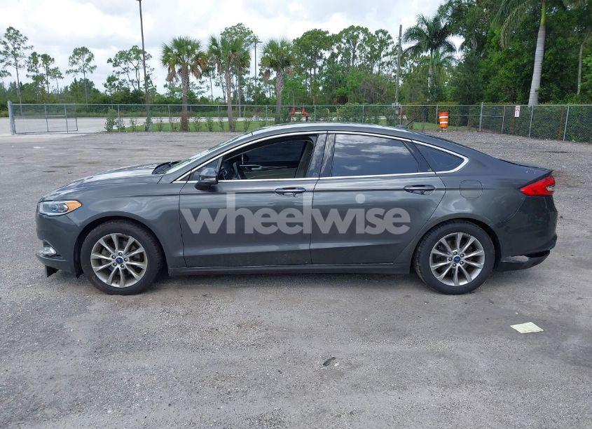 Photo 15 of 2017 Ford Fusion SE (VIN 3FA6P0HDXHR148607)