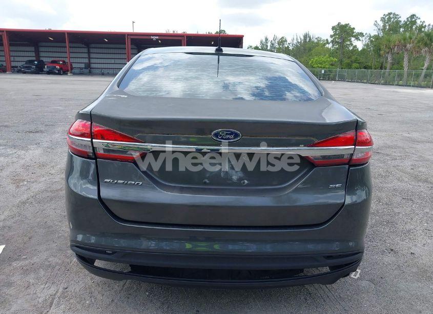 Photo 17 of 2017 Ford Fusion SE (VIN 3FA6P0HDXHR148607)