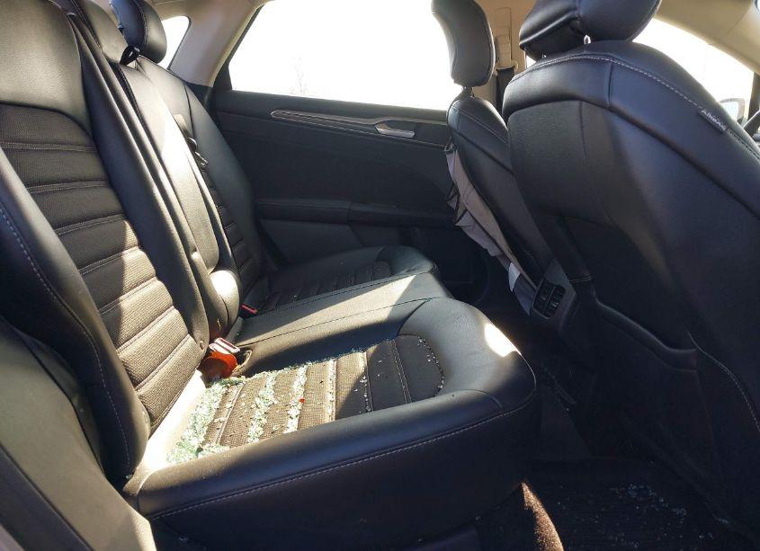 Photo 8 of 2017 Ford Fusion SE (VIN 3FA6P0HDXHR166105)