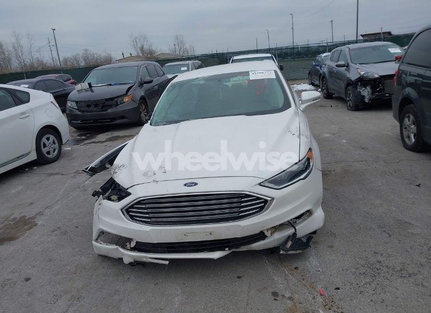 Photo 12 of 2017 Ford Fusion SE (VIN 3FA6P0HDXHR178108)