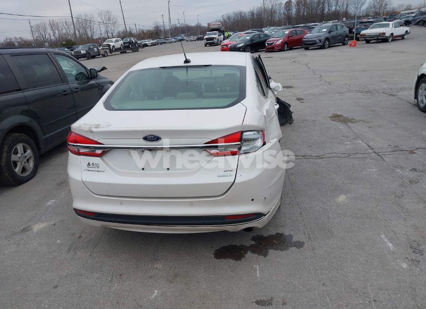 Photo 16 of 2017 Ford Fusion SE (VIN 3FA6P0HDXHR178108)