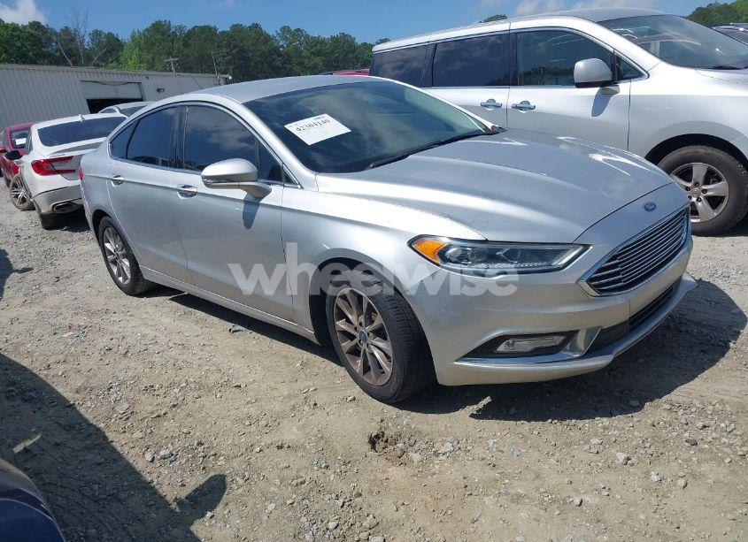 2017 Ford Fusion SE (VIN 3FA6P0HDXHR238713) main photo