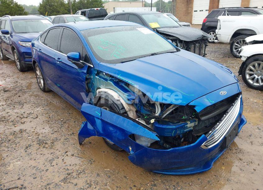 2017 Ford Fusion SE (VIN 3FA6P0HDXHR247086) main photo