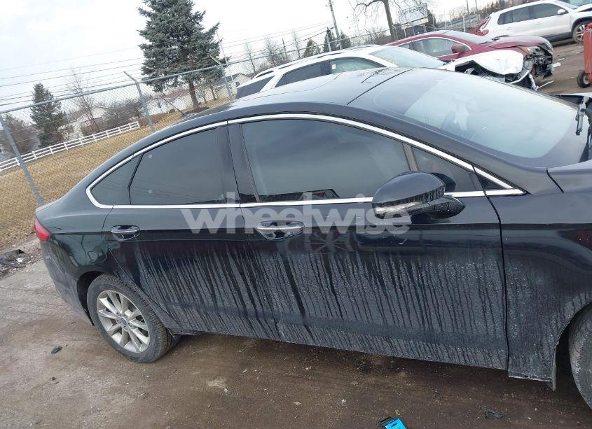 Photo 13 of 2017 Ford Fusion SE (VIN 3FA6P0HDXHR249629)