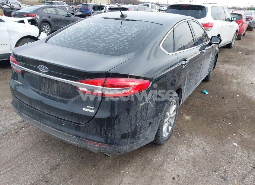Photo 4 of 2017 Ford Fusion SE (VIN 3FA6P0HDXHR249629)