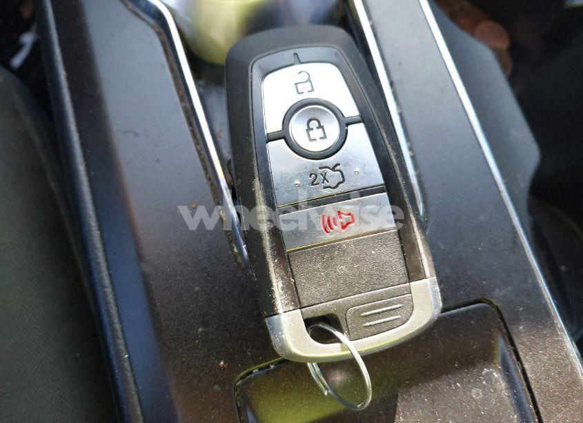 Photo 11 of 2017 Ford Fusion SE (VIN 3FA6P0HDXHR250165)