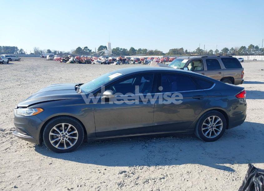 Photo 14 of 2017 Ford Fusion SE (VIN 3FA6P0HDXHR250165)