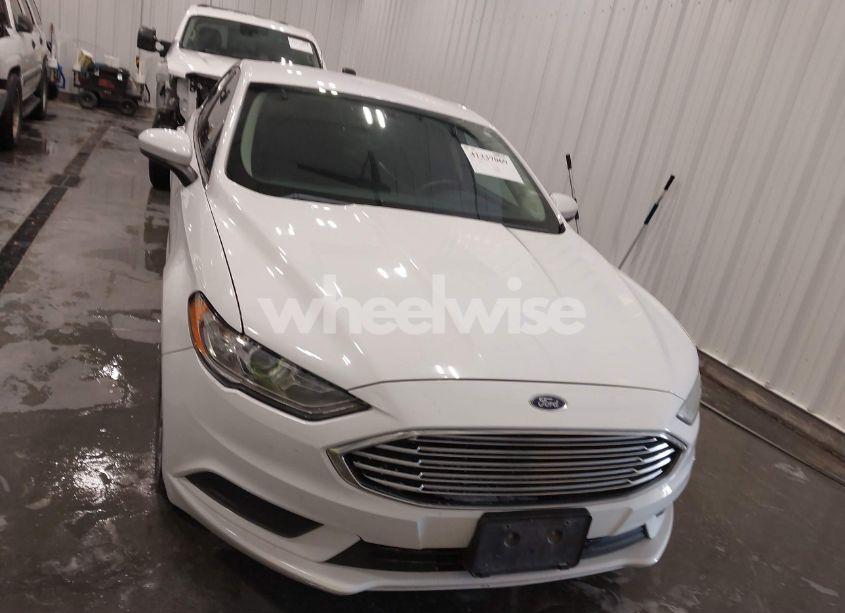 Photo 12 of 2017 Ford Fusion SE (VIN 3FA6P0HDXHR293078)