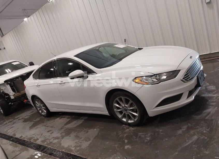 Photo 13 of 2017 Ford Fusion SE (VIN 3FA6P0HDXHR293078)