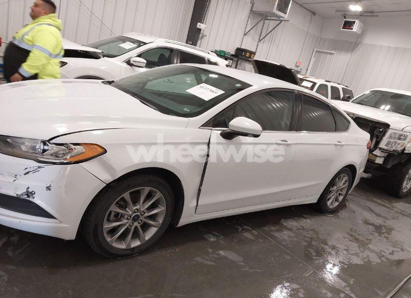 Photo 14 of 2017 Ford Fusion SE (VIN 3FA6P0HDXHR293078)