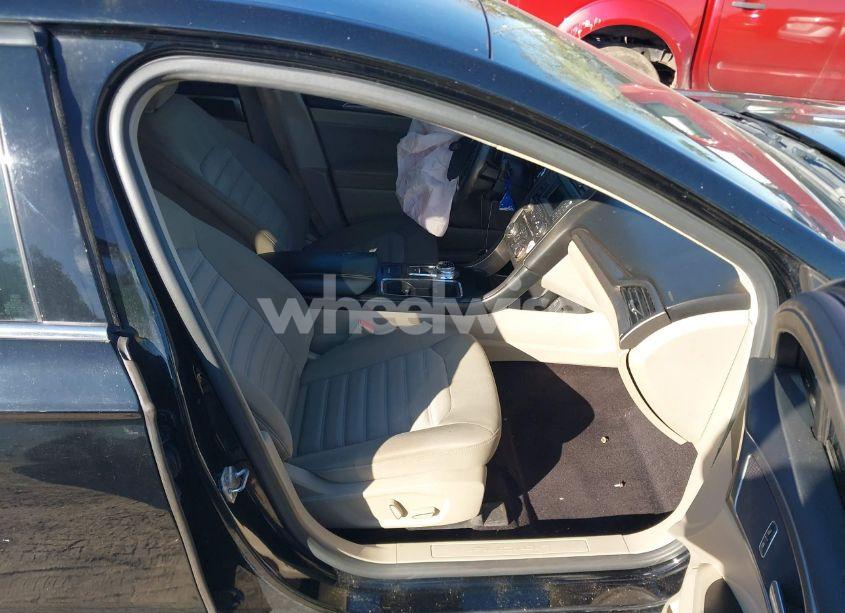 Photo 5 of 2017 Ford Fusion SE (VIN 3FA6P0HDXHR298216)