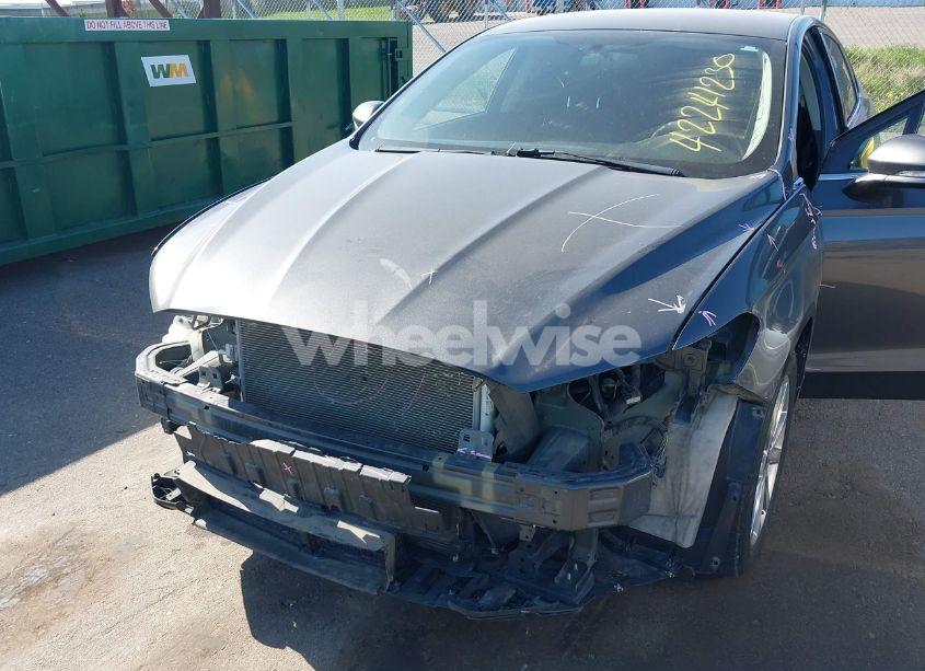 Photo 6 of 2017 Ford Fusion SE (VIN 3FA6P0HDXHR299320)