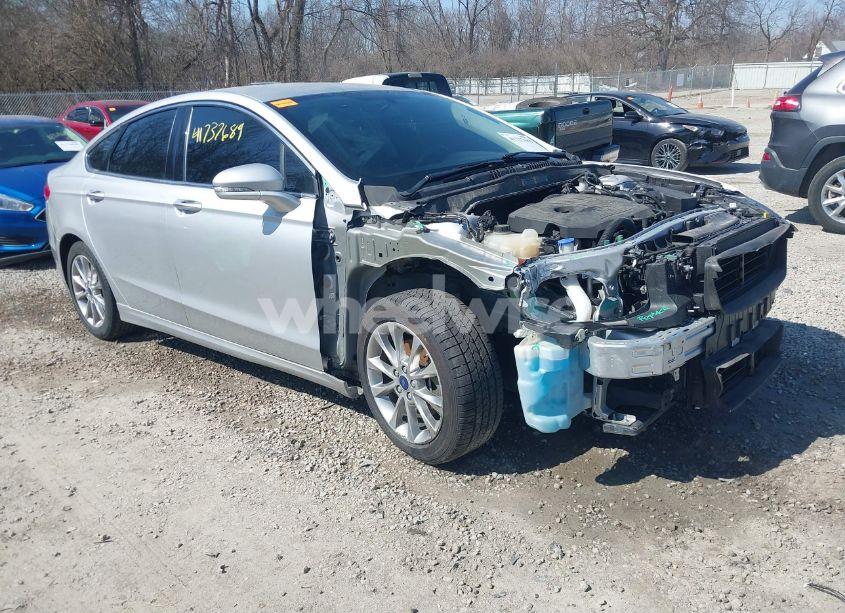 2017 Ford Fusion SE (VIN 3FA6P0HDXHR340836) main photo