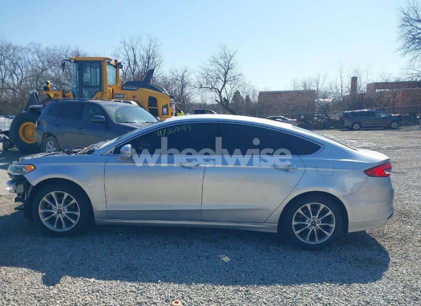 Photo 15 of 2017 Ford Fusion SE (VIN 3FA6P0HDXHR340836)