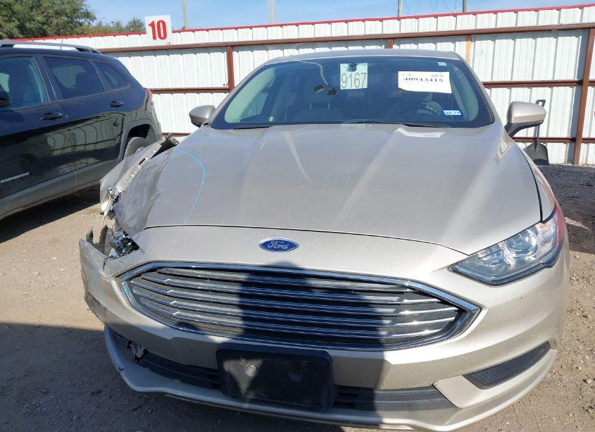 Photo 12 of 2017 Ford Fusion SE (VIN 3FA6P0HDXHR367230)