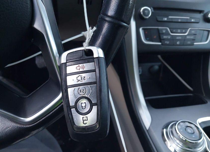 Photo 11 of 2017 Ford Fusion SE (VIN 3FA6P0HDXHR390779)