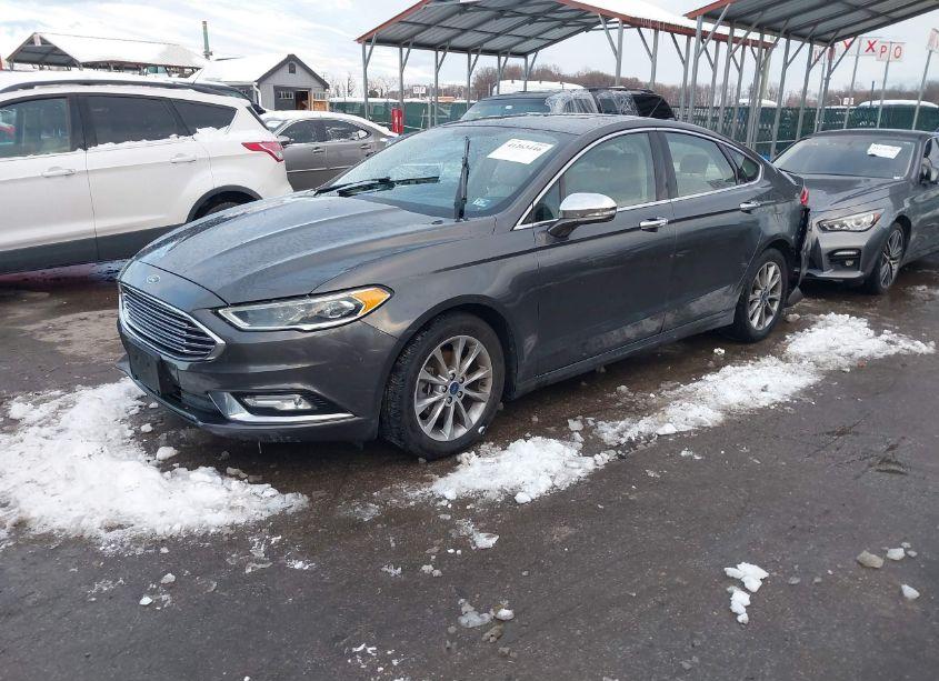 Photo 2 of 2017 Ford Fusion SE (VIN 3FA6P0HDXHR390779)