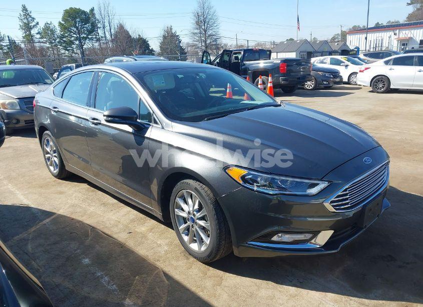 Photo 13 of 2017 Ford Fusion SE (VIN 3FA6P0HDXHR401988)