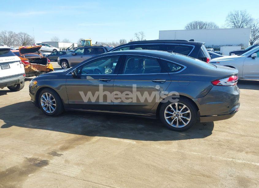 Photo 14 of 2017 Ford Fusion SE (VIN 3FA6P0HDXHR401988)