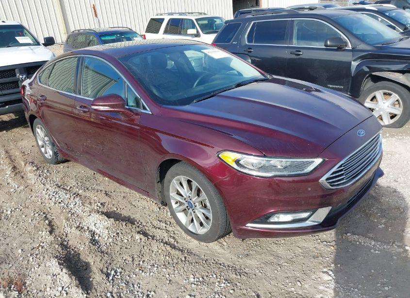 2017 Ford Fusion SE (VIN 3FA6P0HDXHR404471) main photo