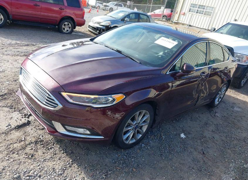 Photo 2 of 2017 Ford Fusion SE (VIN 3FA6P0HDXHR404471)