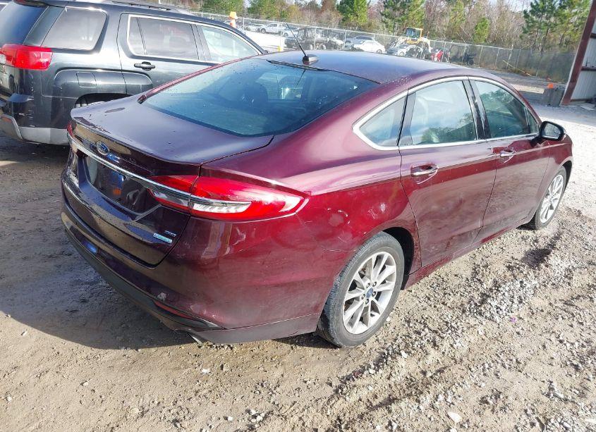 Photo 4 of 2017 Ford Fusion SE (VIN 3FA6P0HDXHR404471)