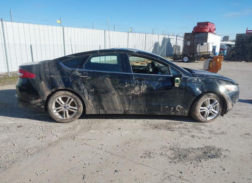 Photo 12 of 2018 Ford Fusion SE (VIN 3FA6P0HDXJR149651)