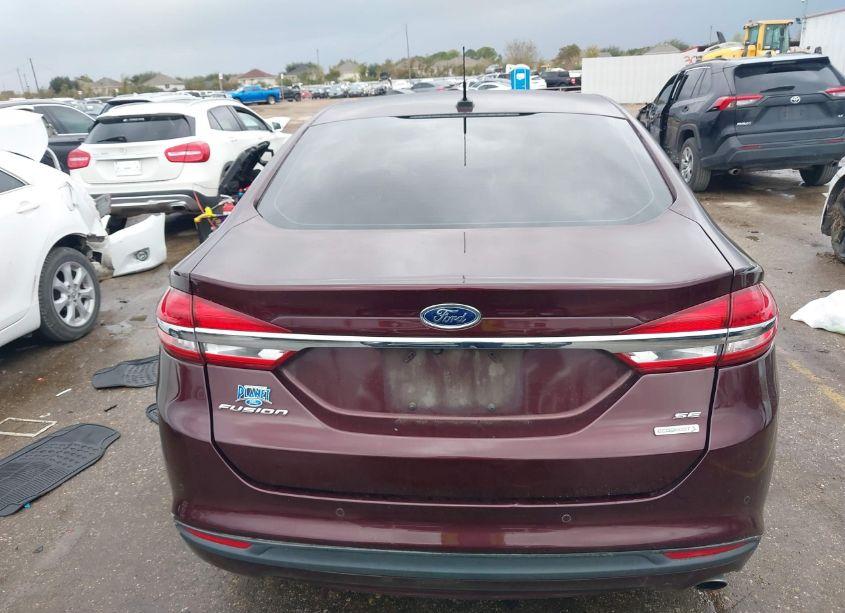 Photo 16 of 2018 Ford Fusion SE (VIN 3FA6P0HDXJR231511)