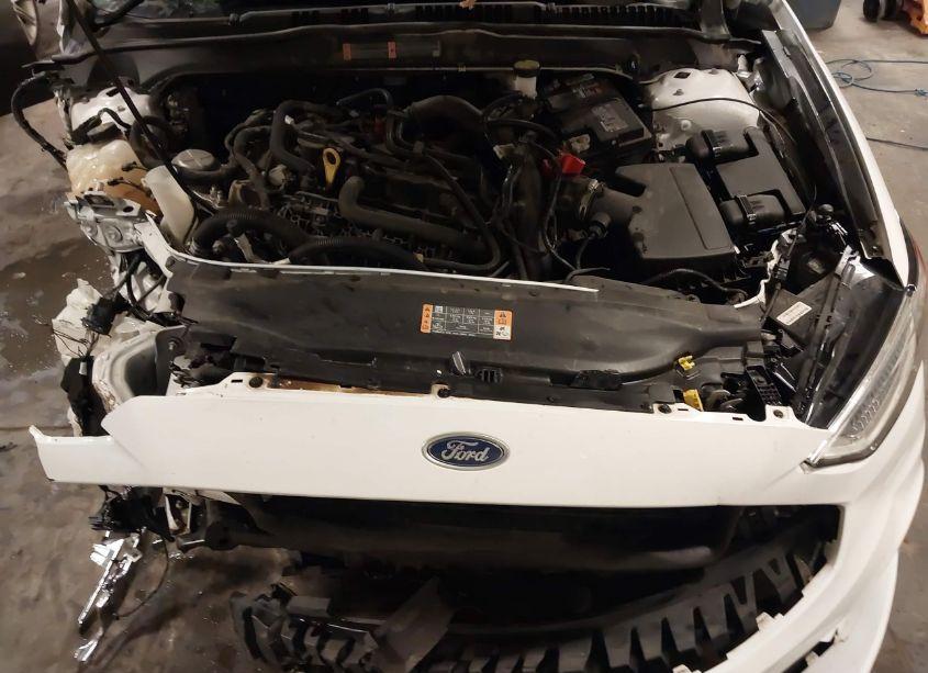 Photo 10 of 2018 Ford Fusion SE (VIN 3FA6P0HDXJR256862)