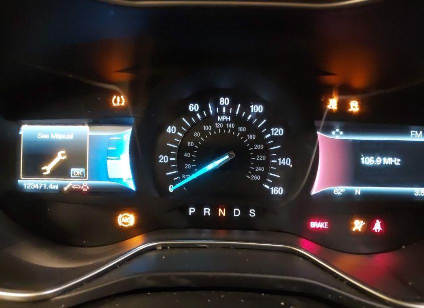 Photo 16 of 2018 Ford Fusion SE (VIN 3FA6P0HDXJR256862)