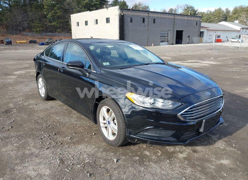 Photo 13 of 2018 Ford Fusion SE (VIN 3FA6P0HDXJR264282)
