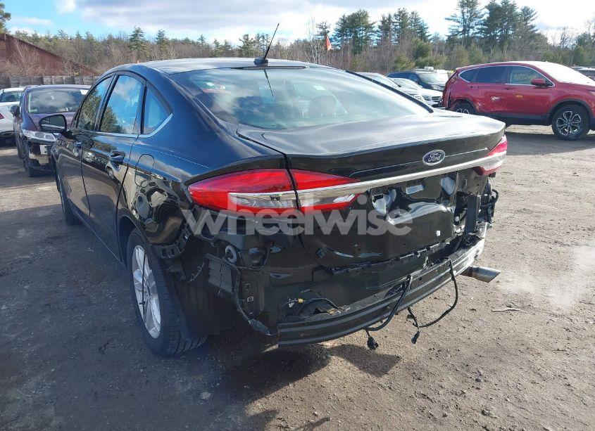 Photo 6 of 2018 Ford Fusion SE (VIN 3FA6P0HDXJR264282)