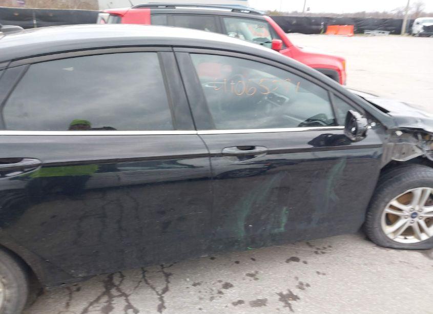 Photo 14 of 2018 Ford Fusion SE (VIN 3FA6P0HDXJR265982)