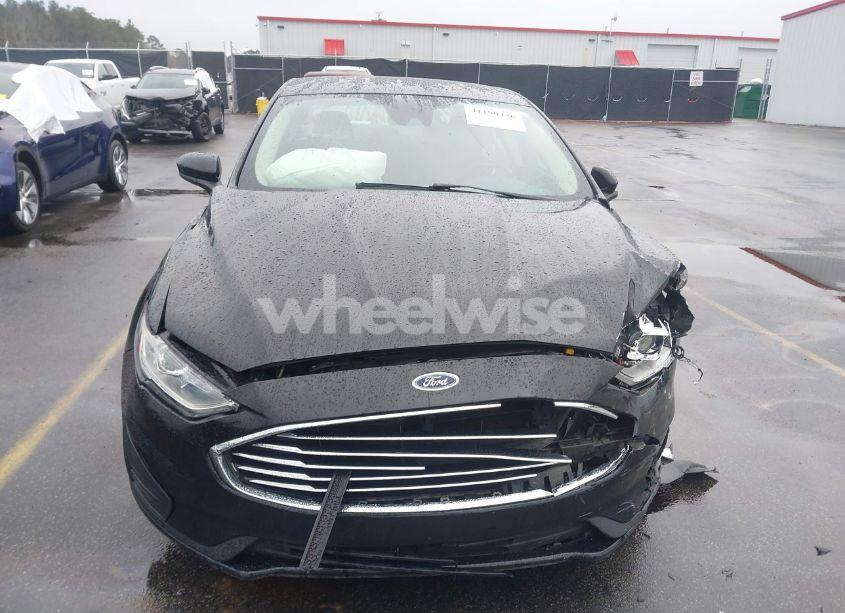 Photo 12 of 2019 Ford Fusion SE (VIN 3FA6P0HDXKR203516)