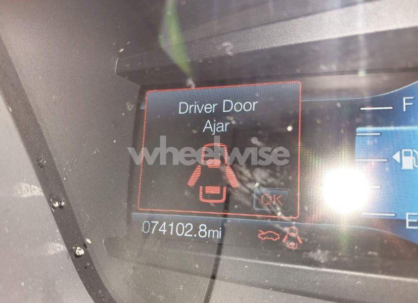 Photo 15 of 2019 Ford Fusion SE (VIN 3FA6P0HDXKR244647)