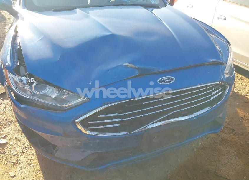 Photo 6 of 2019 Ford Fusion SE (VIN 3FA6P0HDXKR244647)