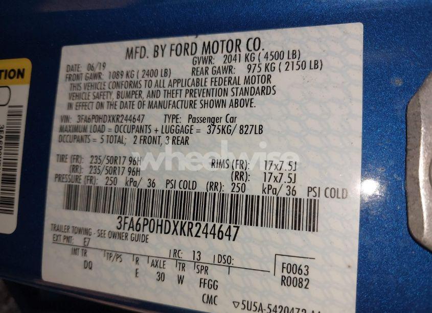 Photo 9 of 2019 Ford Fusion SE (VIN 3FA6P0HDXKR244647)