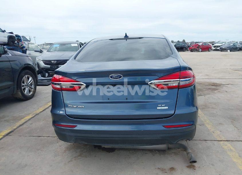 Photo 16 of 2019 Ford Fusion SE (VIN 3FA6P0HDXKR250609)