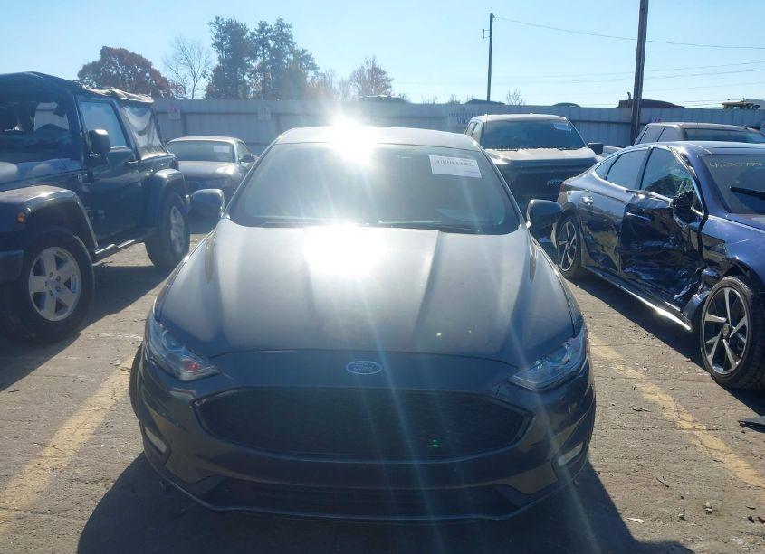 Photo 12 of 2019 Ford Fusion SE (VIN 3FA6P0HDXKR280208)