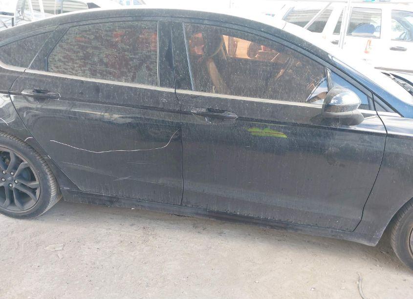 Photo 14 of 2020 Ford Fusion SE (VIN 3FA6P0HDXLR120086)