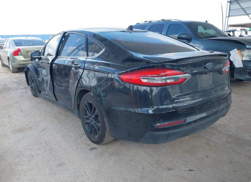 Photo 3 of 2020 Ford Fusion SE (VIN 3FA6P0HDXLR120086)