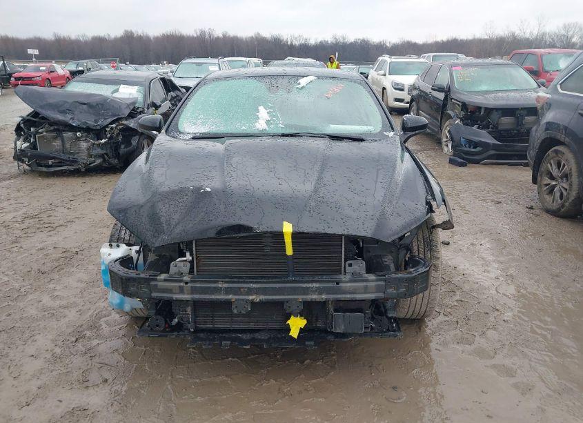 Photo 13 of 2020 Ford Fusion SE (VIN 3FA6P0HDXLR125093)